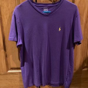 Purple polo T-shirt, V-neck